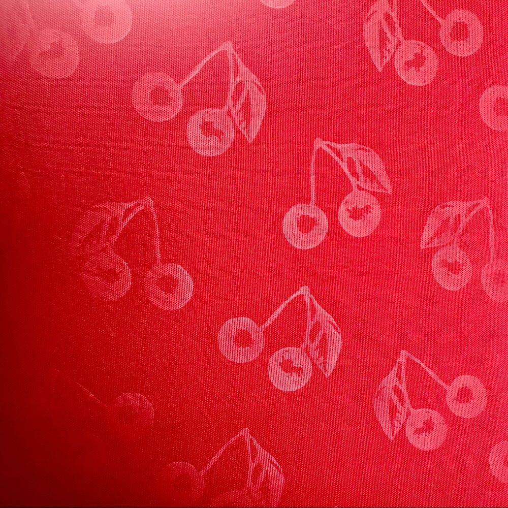 Betsey Johnson Embossed Red Cherry Queen Sheets🍒 - Picture 3 of 8